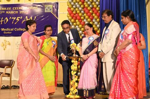 Platinum Jubilee College Day